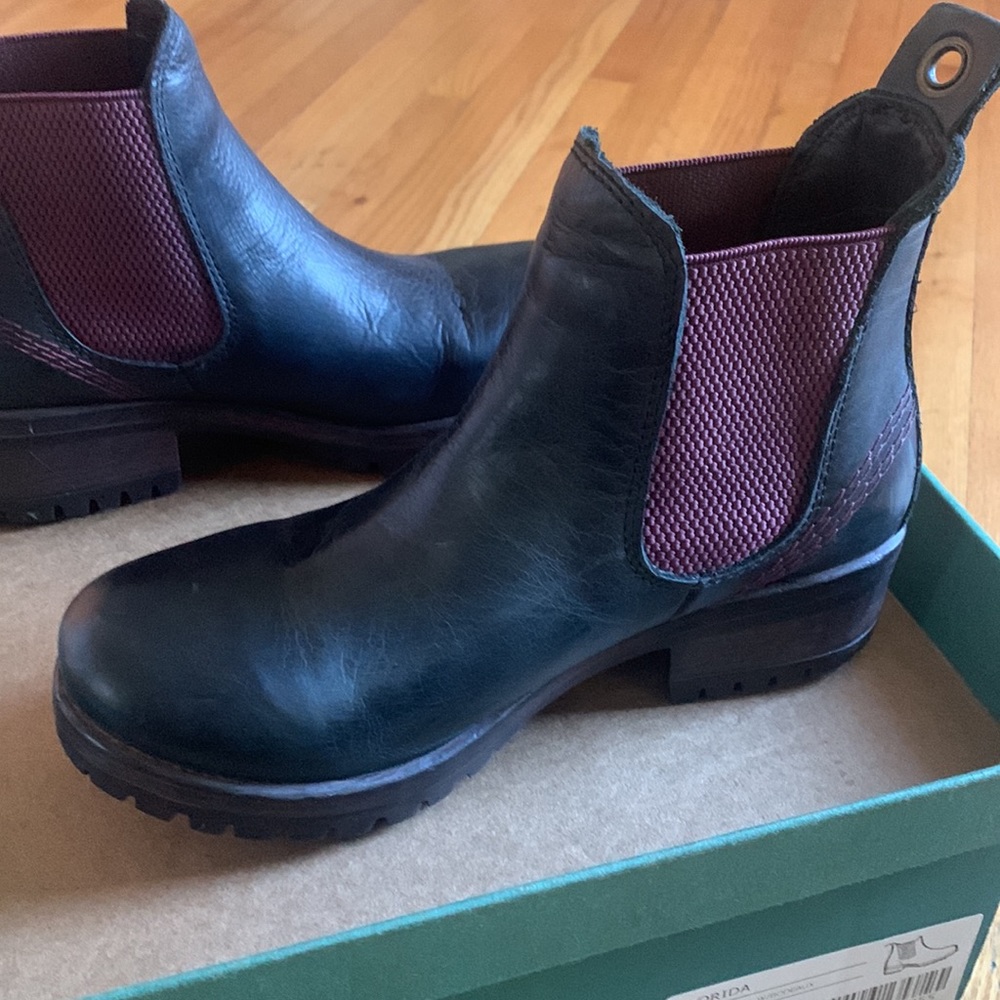 Bueno Boots Florida Black Genuine Leather, Bordeaux Elastic